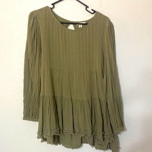 American Eagle backless army green long-sleeve blouse